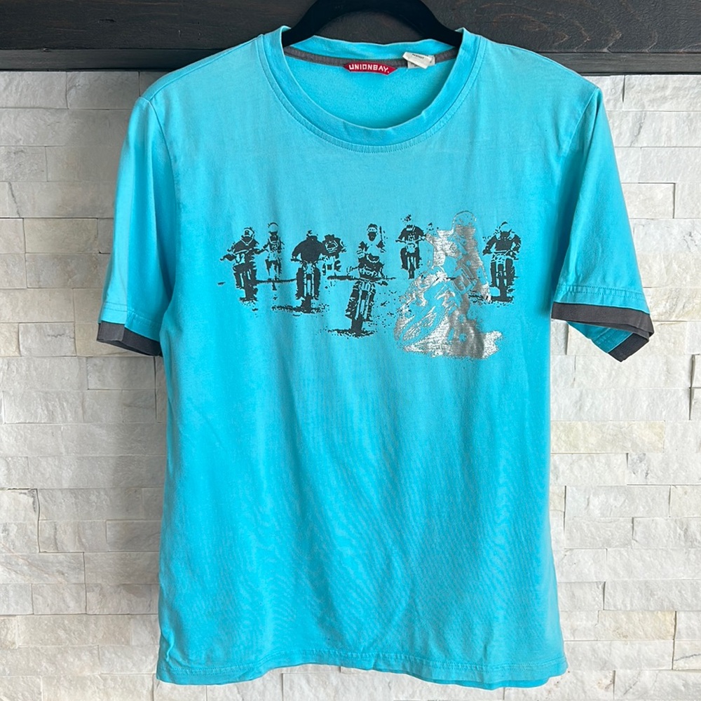 Boys T-Shirt Size Large